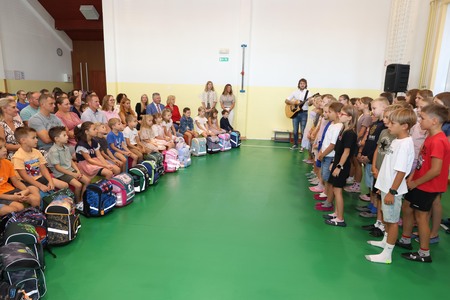 PRVI ŠOLSKI DAN BEGUNJE 19 FOTO LJUBO VUKELIČ